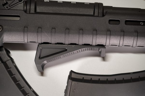 DSC_4165 Nyan Dynamics ND-A Angled MLOK Foregrip