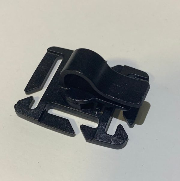 images Shoulder Retention Clip For Water Bladders / Camel Backs